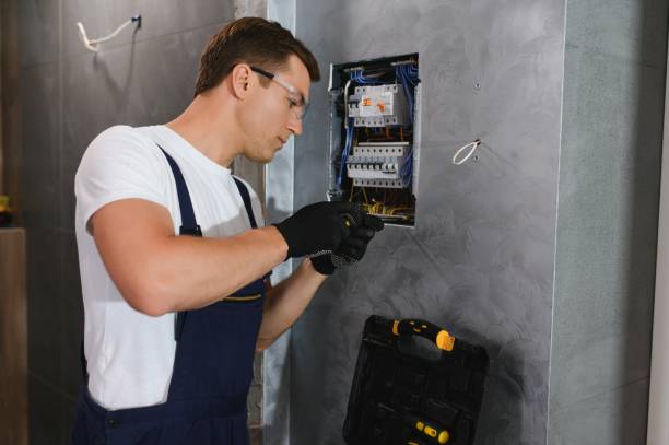 Best Emergency Electrical Repair  in Milford City, CT